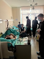 

Доброта в действии: школьники поддержали пациентов госпиталя Мариинской больницы рисунок
