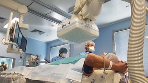 

Пациенту с раком легкого провели инновационную операцию рисунок
