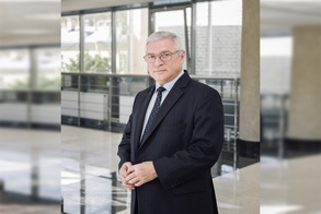 

Олег Емельянов покидает пост по собственному желанию рисунок
