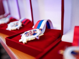 

Молодежная премия Санкт-Петербурга рисунок
