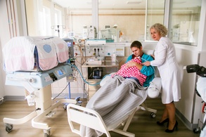 

 В роддоме №18 заработали симуляционный центр и дистанционный консультационный центр рисунок
