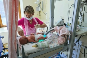 

5 апреля — День неонатолога рисунок
